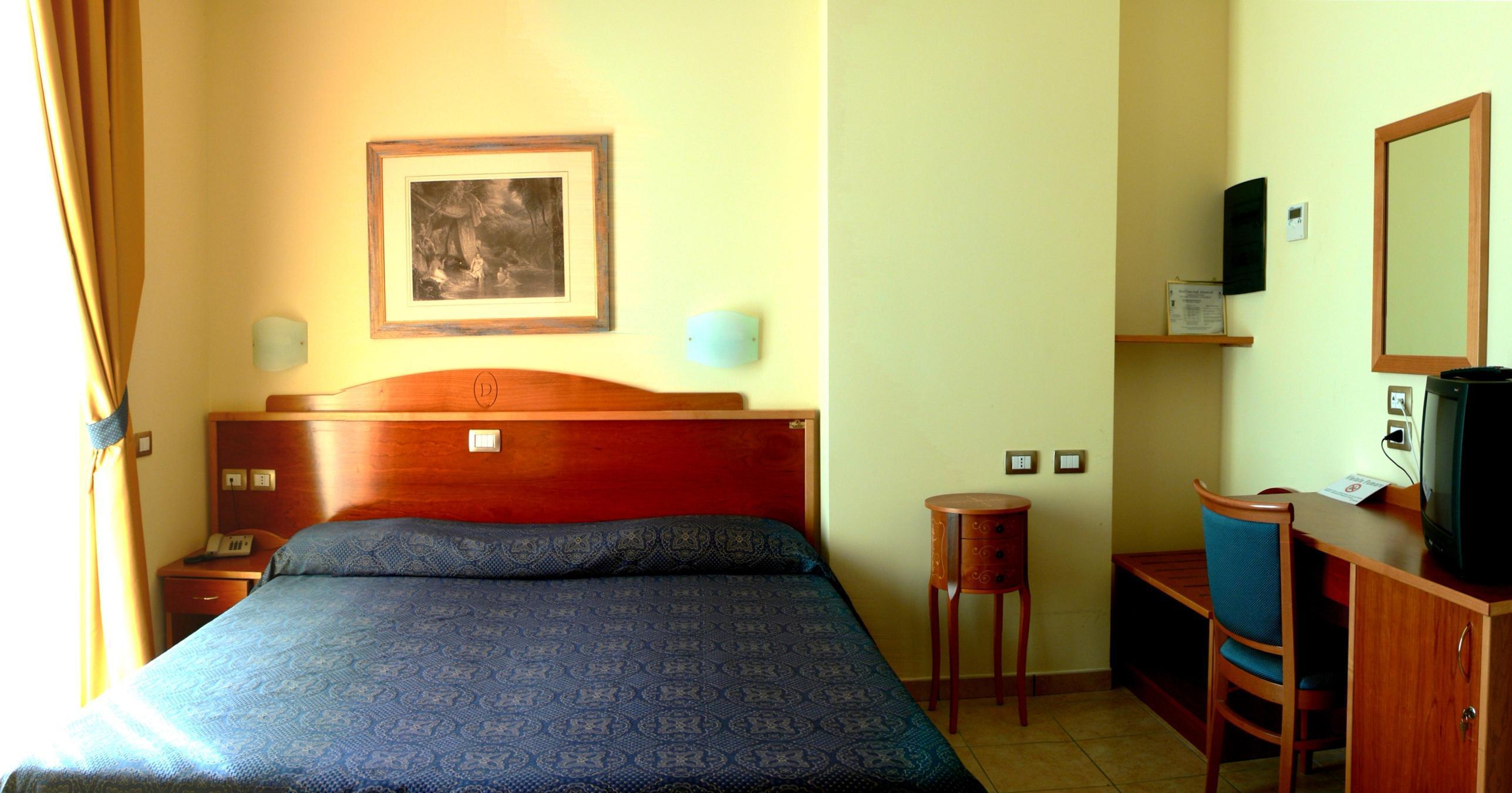 Hotel Duca Degli Abruzzi Montesilvano Marina Pokoj fotografie
